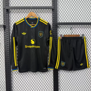 Manchester United 25-26 Third Kit