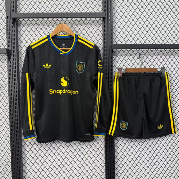 Manchester United 25-26 Third Kit
